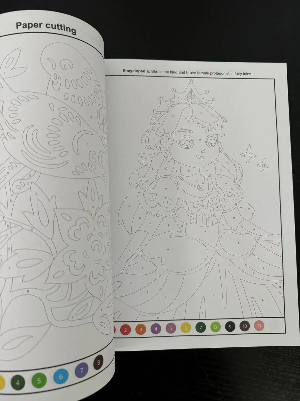 Animal and Floral Coloring Book for Adults – Relaxing Art Activities for Stress Relief Dsers